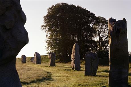 Avebury K020796_Credit English Heritage