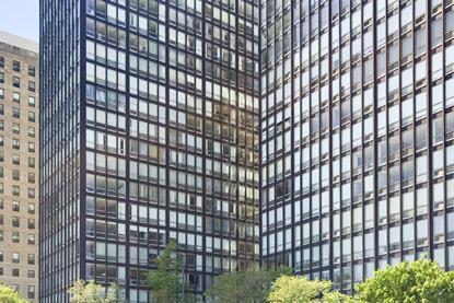 Lakeshore Drive Apartments_Chicago_Mies_c_Dav Bansal (3)