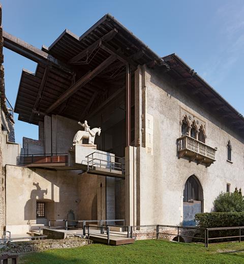 5. Carlo Scarpa_The Complete Buildings - p. 170 - Castelvecchio