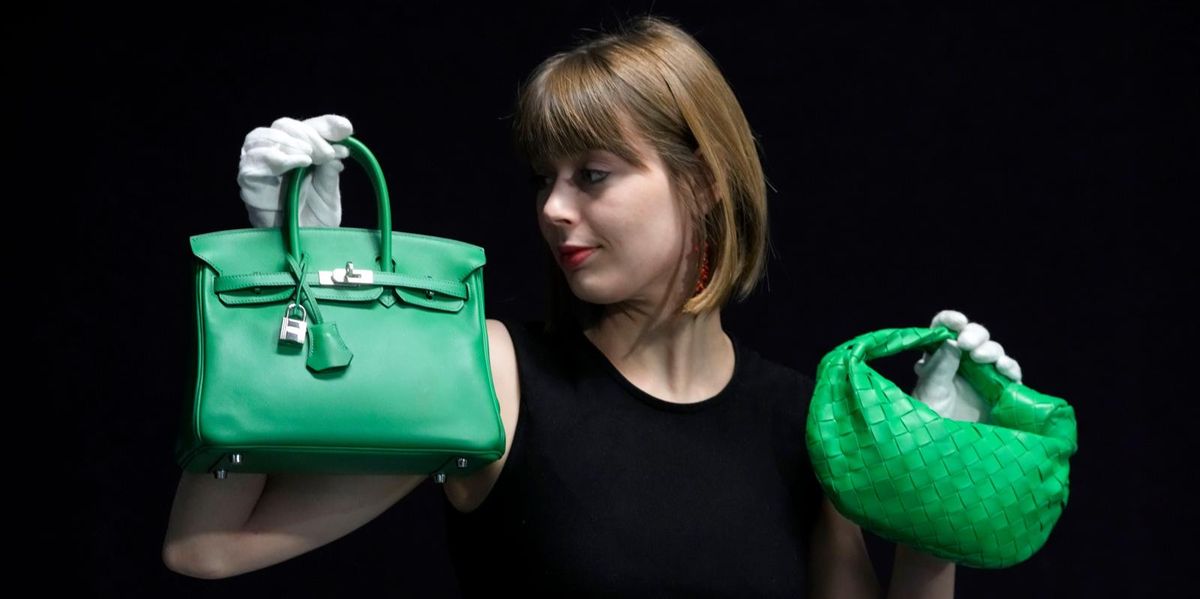 Gehört eine Luxus-Handtasche, die privat verkauft wird, versteuert?