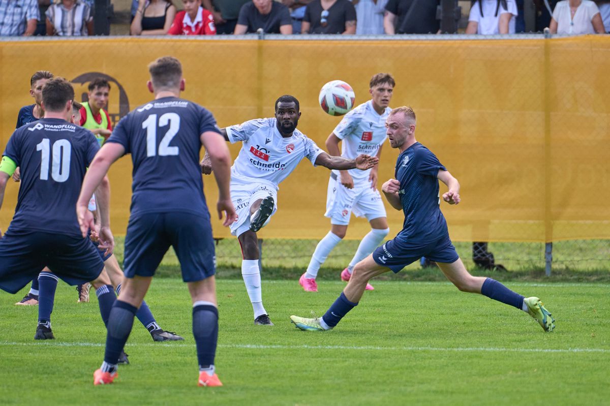 Rasanter Pokalfight zwischen dem FC Thun und dem FC Frutigen. 